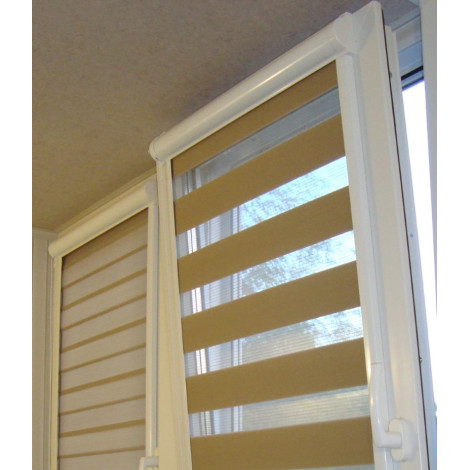 Рулонные шторы закрытого типа с направляющими 00457