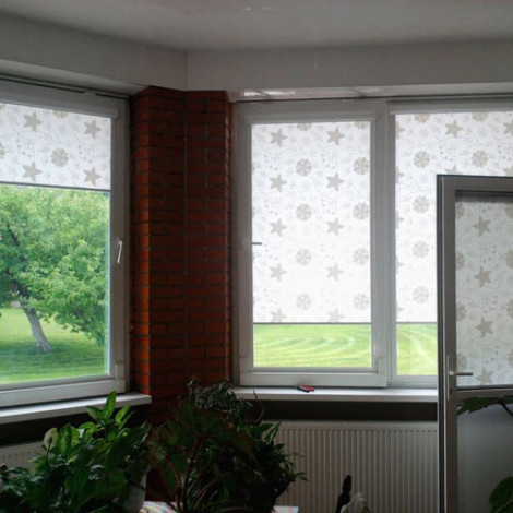 Рулонные шторы закрытого типа с направляющими Вариант 5